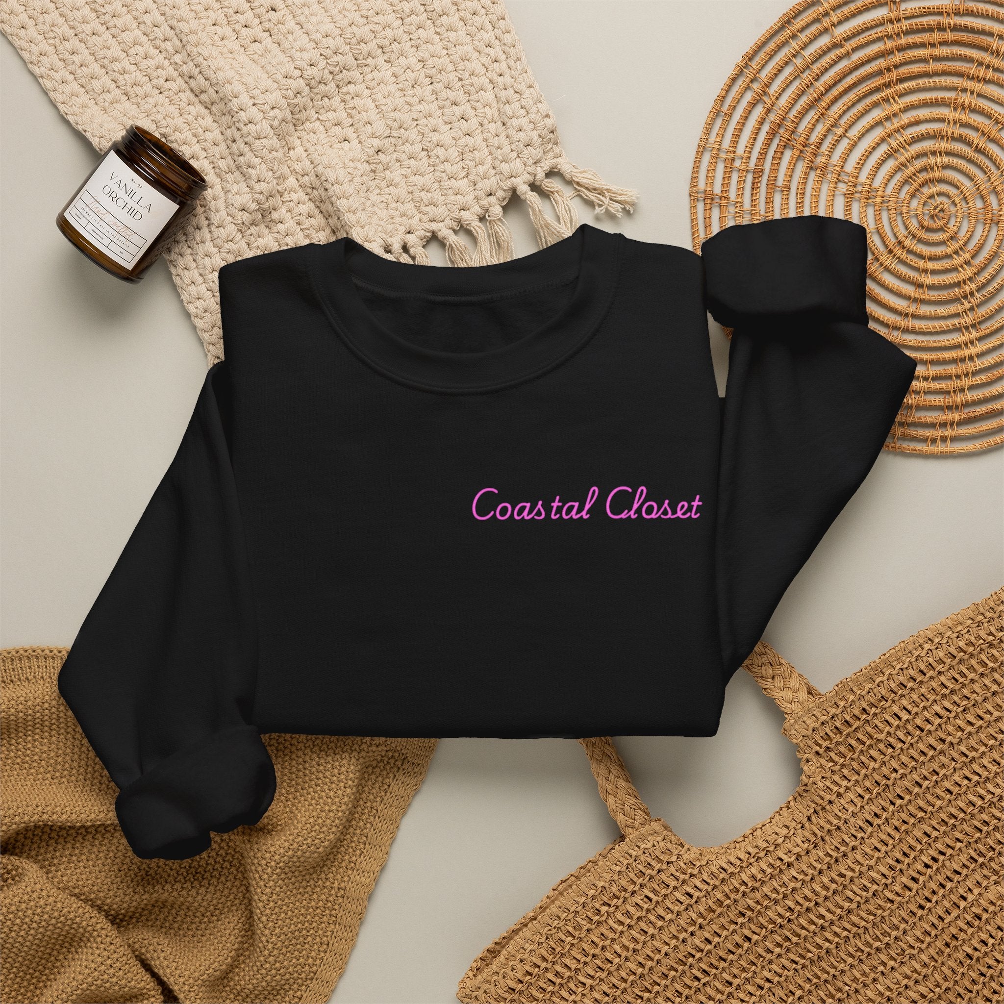 'Coastal Chase' Minimal Script Crewneck Sweatshirt